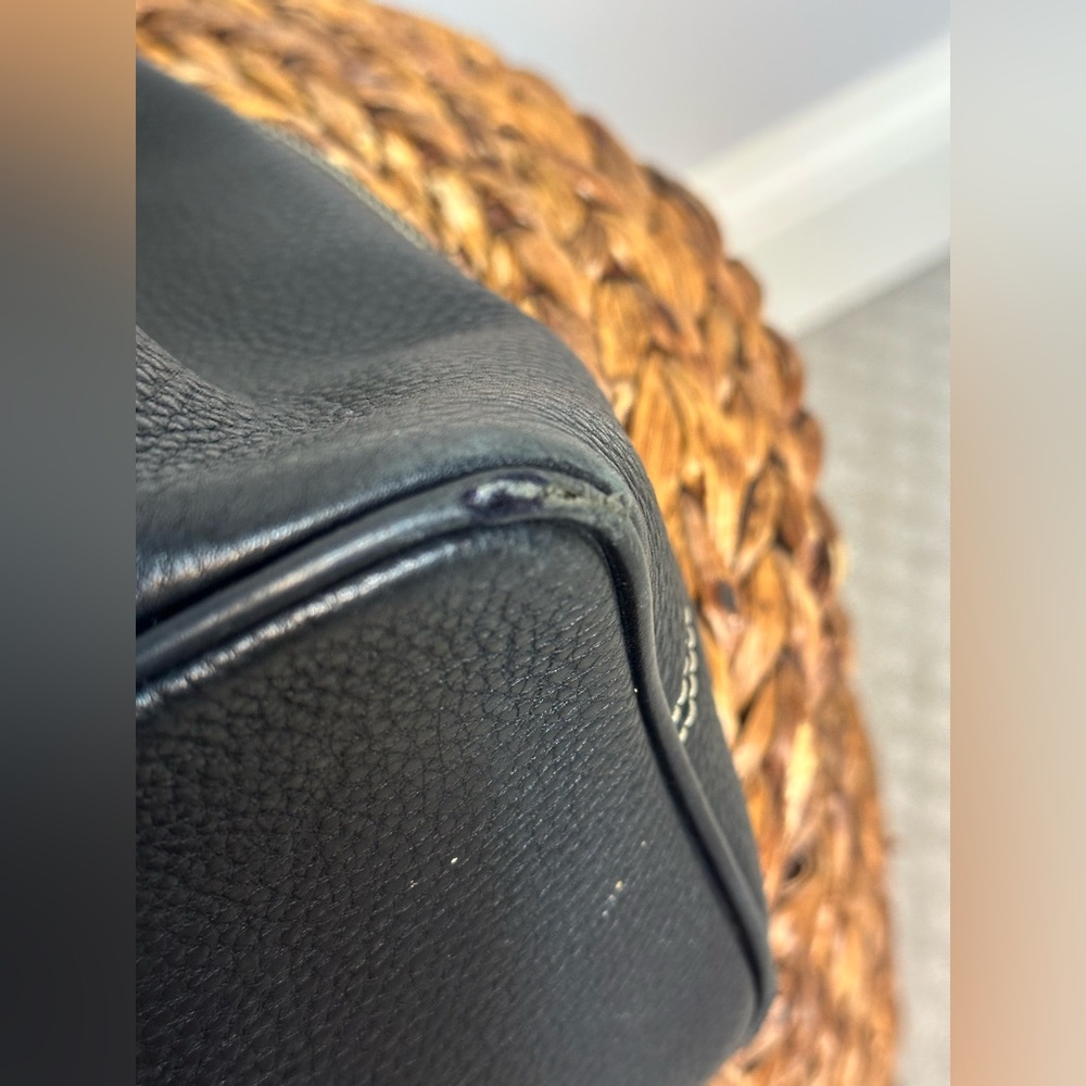 Vintage Dooney & Bourke black full grain leather bucket shoulder bag bucket bag - Picture 9 of 16